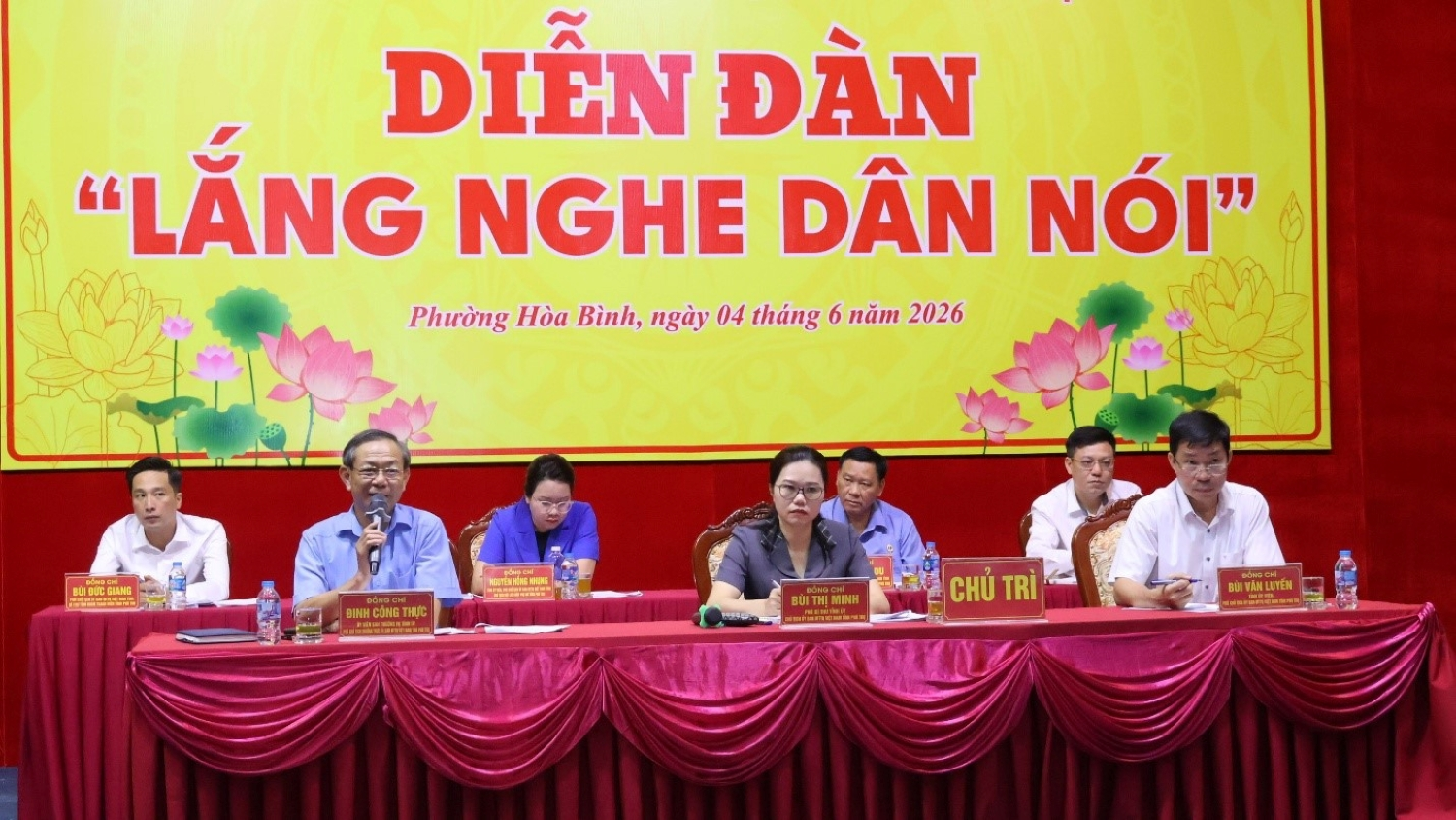 Minh bạch việc của dân